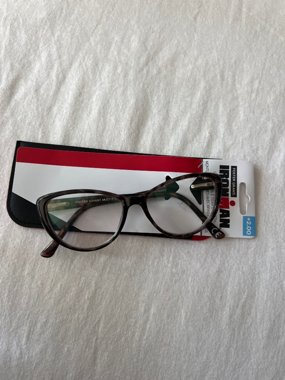 4 foster grant reading glasses - Picture 5 of 6